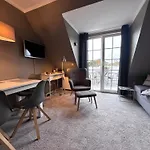 Tolle Mit Sonnenbalkon 公寓 文尼斯塔特