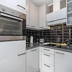 Tolle Mit Sonnenbalkon 文尼斯塔特
