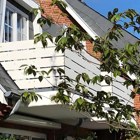 Tolle Mit Sonnenbalkon * Веннингштедт