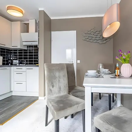 Tolle Mit Sonnenbalkon Appartamento Wenningstedt-Braderup