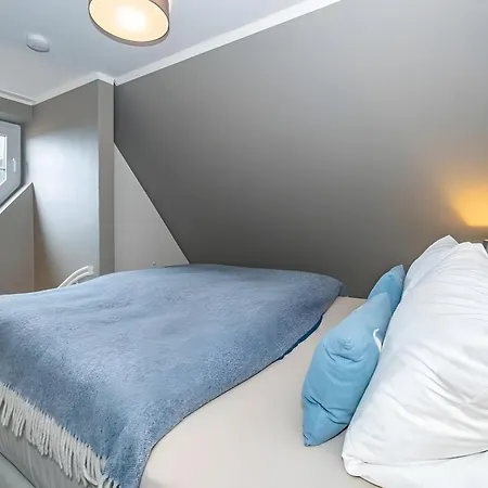 Tolle Mit Sonnenbalkon * Wenningstedt-Braderup